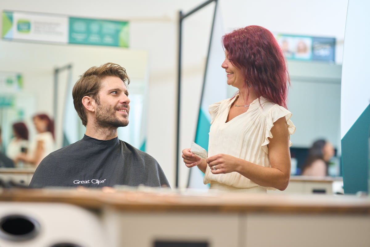 resizedhairanxietychatwithyourstylist.jpg resizedhairanxietychatwithyourstylist.jpg